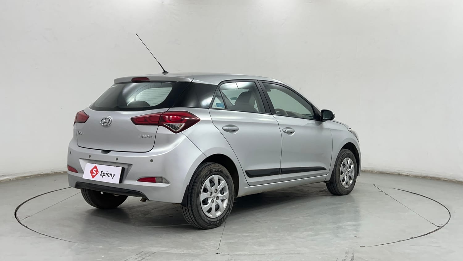 Used 2017 Hyundai Elite i20 Sportz 1.2 Petrol Manual exterior RIGHT REAR CORNER VIEW