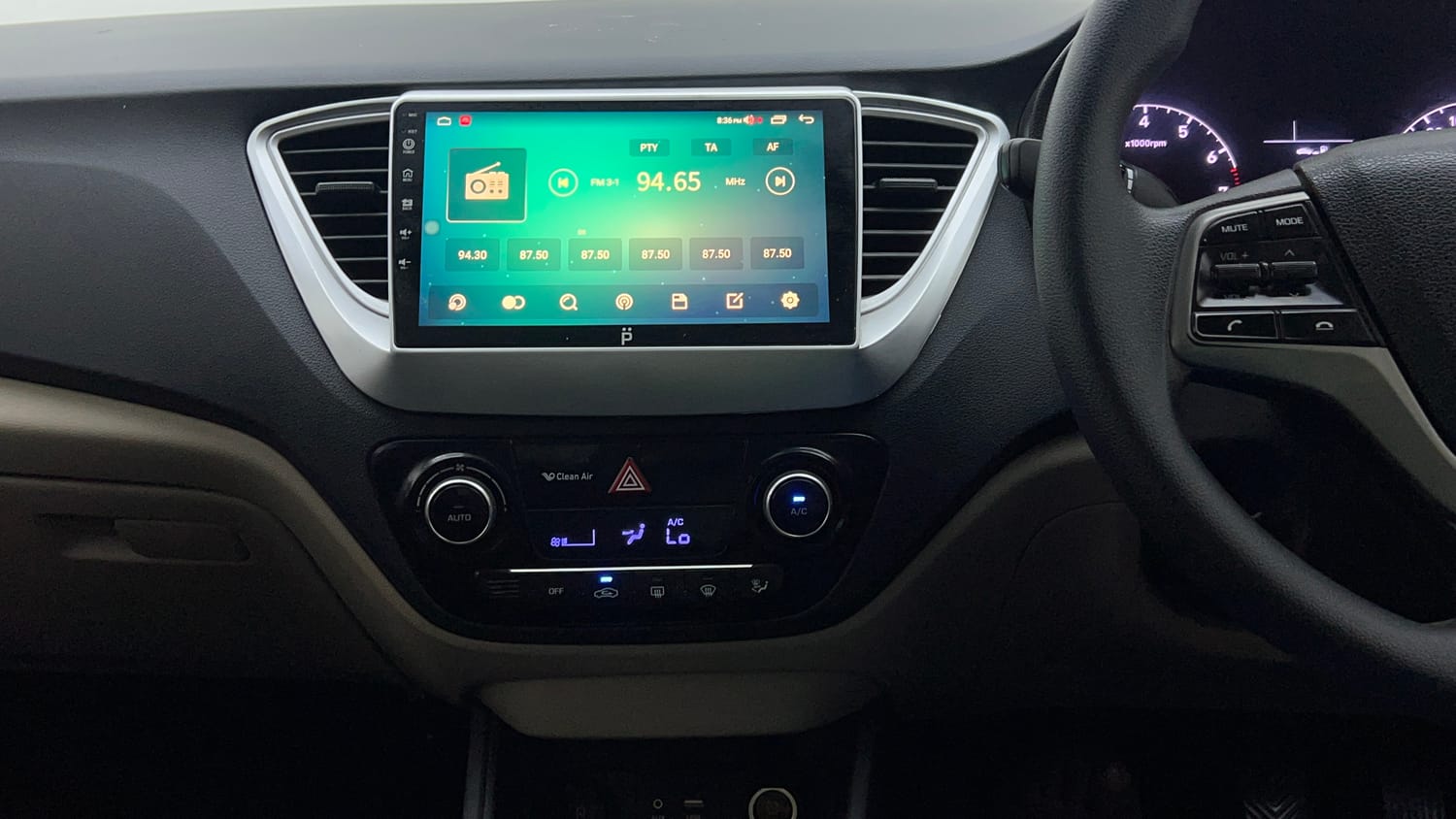Used 2019 Hyundai Verna EX 1.4 VTVT Petrol Manual interior MUSIC SYSTEM & AC CONTROL VIEW