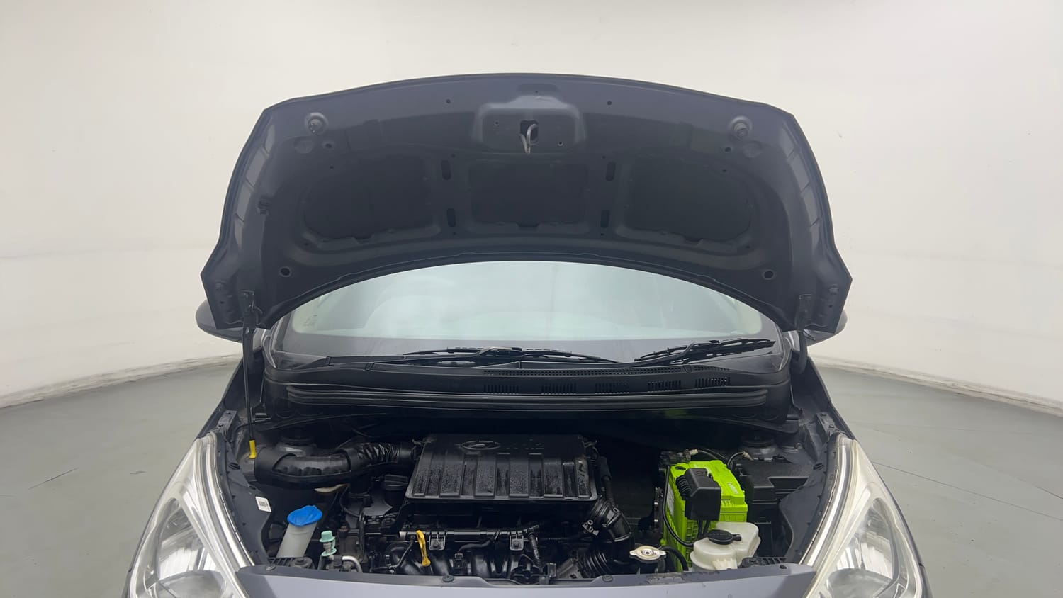 Used 2018 Hyundai Grand i10 Magna 1.2 Kappa VTVT Petrol Manual engine ENGINE & BONNET OPEN FRONT VIEW