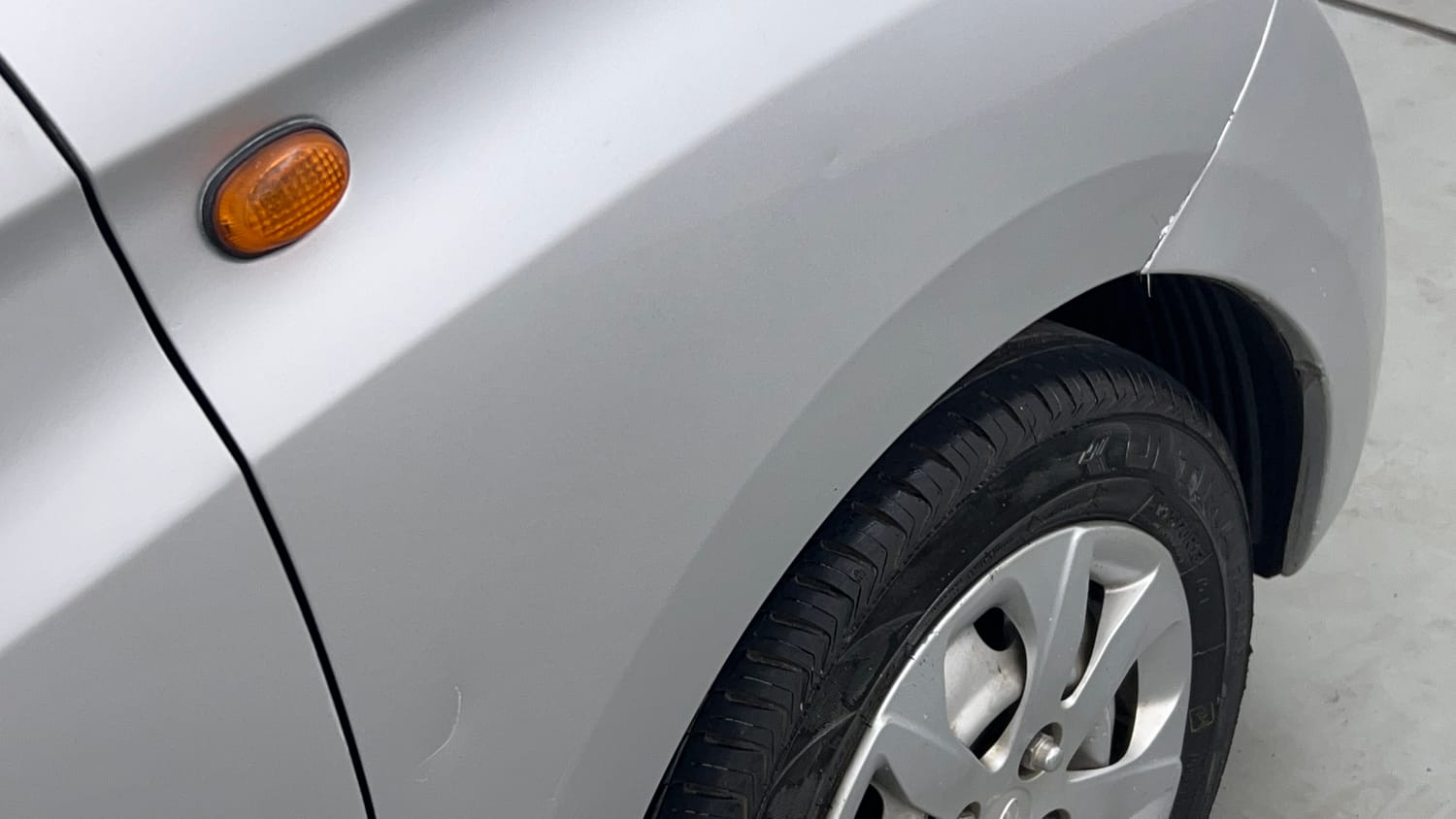Used 2014 Hyundai Eon Sportz Petrol Manual dents MINOR DENT
