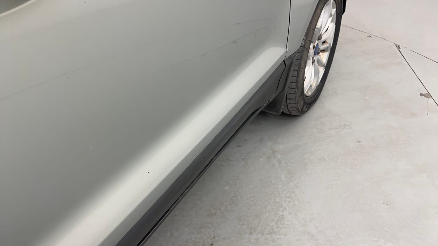 Used 2013 Ford EcoSport Titanium 1.5 TDCi Diesel Manual dents MINOR SCRATCH