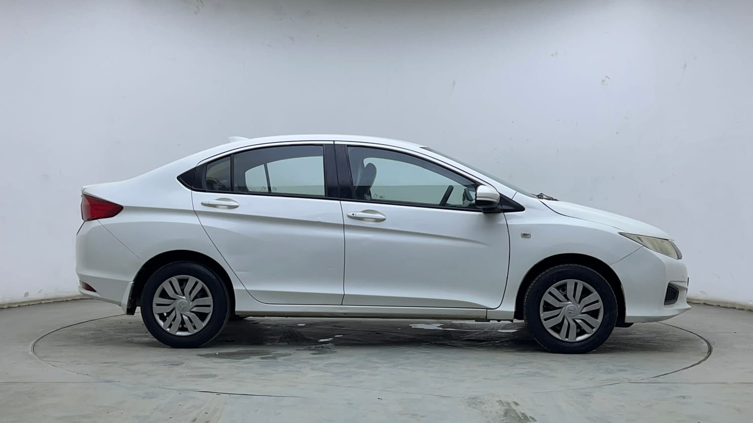 Used 2014 Honda City SV Petrol Manual exterior RIGHT SIDE VIEW