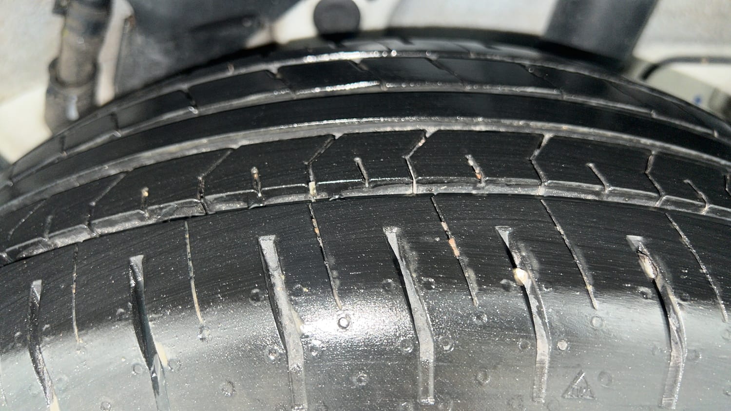 Used 2025 Hyundai Venue E 1.2 Petrol Petrol Manual tyres LEFT REAR TYRE TREAD VIEW