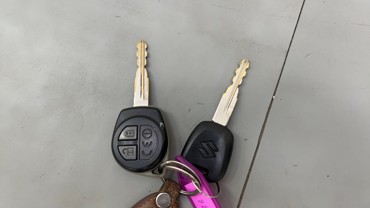 Used 2019 Maruti Suzuki Swift VDi AMT Diesel Automatic extra CAR KEY VIEW