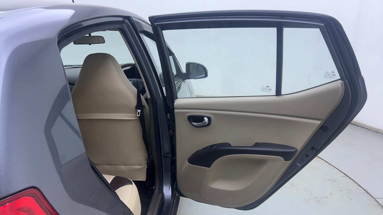 Used 2013 Hyundai i10 Sportz 1.2 Kappa2 Petrol Manual interior RIGHT REAR DOOR OPEN VIEW