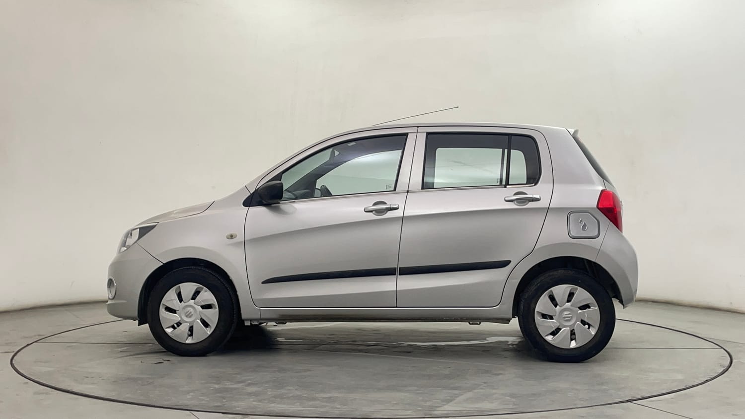 Used 2014 Maruti Suzuki Celerio VXi Petrol Manual exterior LEFT SIDE VIEW