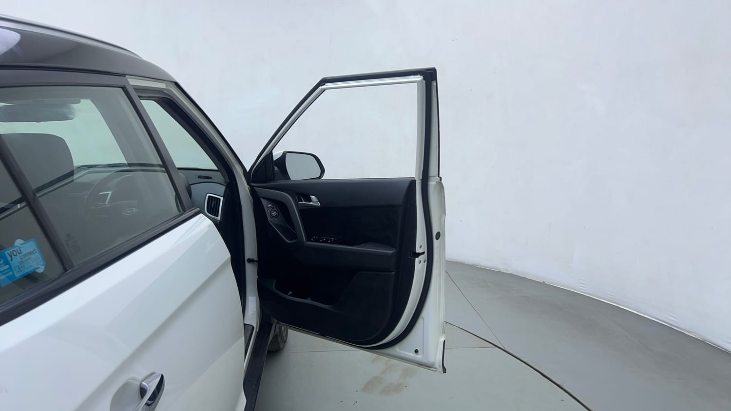 Used 2018 Hyundai Creta SX 1.6 Dual Tone Petrol Petrol Manual interior RIGHT FRONT DOOR OPEN VIEW