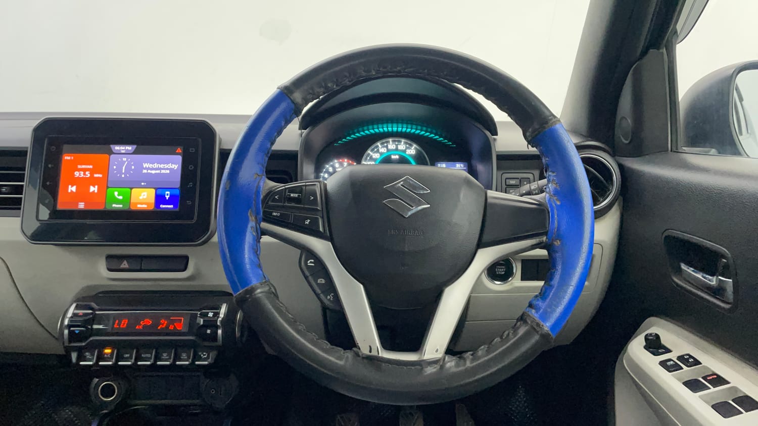 Used 2022 Maruti Suzuki Ignis Alpha 1.2 MT Petrol Manual interior STEERING VIEW