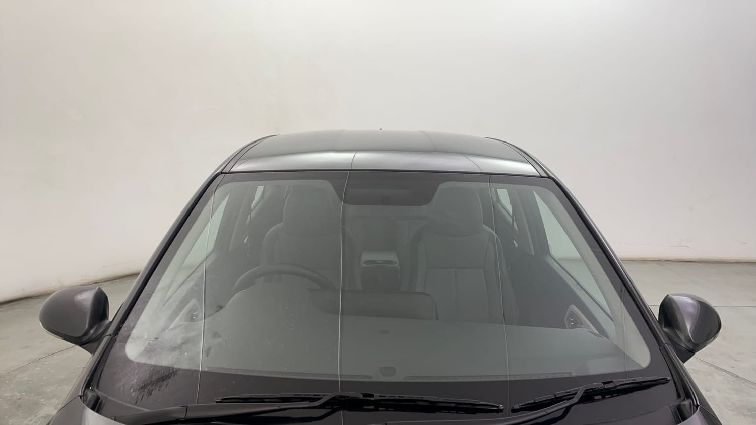 Used 2020 Hyundai Aura SX Plus 1.2 AMT Petrol Petrol Automatic exterior FRONT WINDSHIELD VIEW