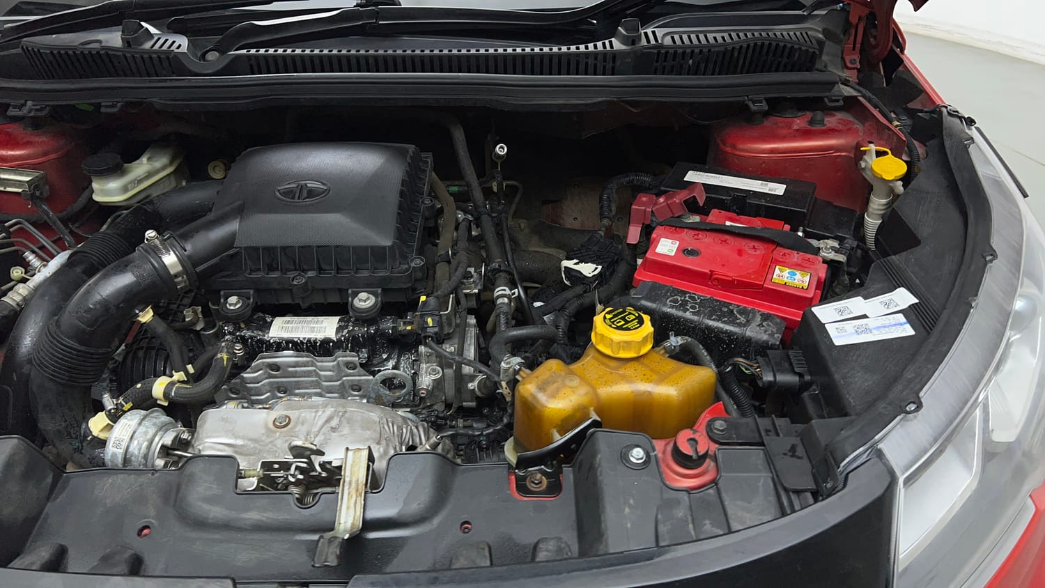Used 2021 Tata Nexon XZ Plus (S) Petrol Manual engine ENGINE LEFT SIDE VIEW
