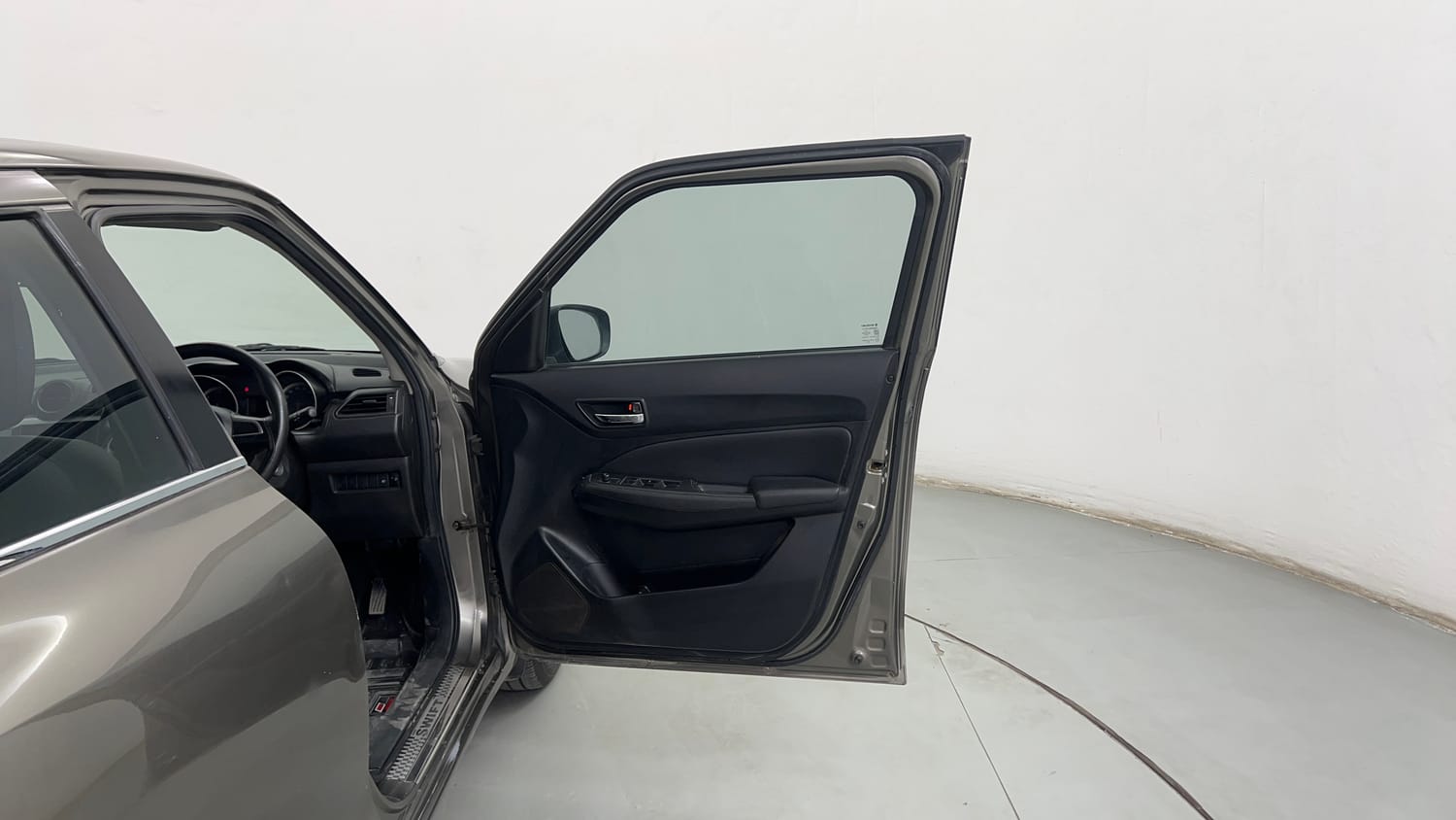 Used 2019 Maruti Suzuki Swift VDi AMT Diesel Automatic interior RIGHT FRONT DOOR OPEN VIEW