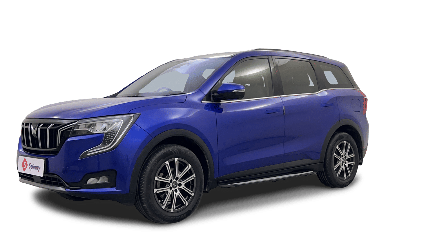 Used 2023 Mahindra XUV700 AX 7 Diesel MT Luxury Pack 7 STR Diesel Manual Image