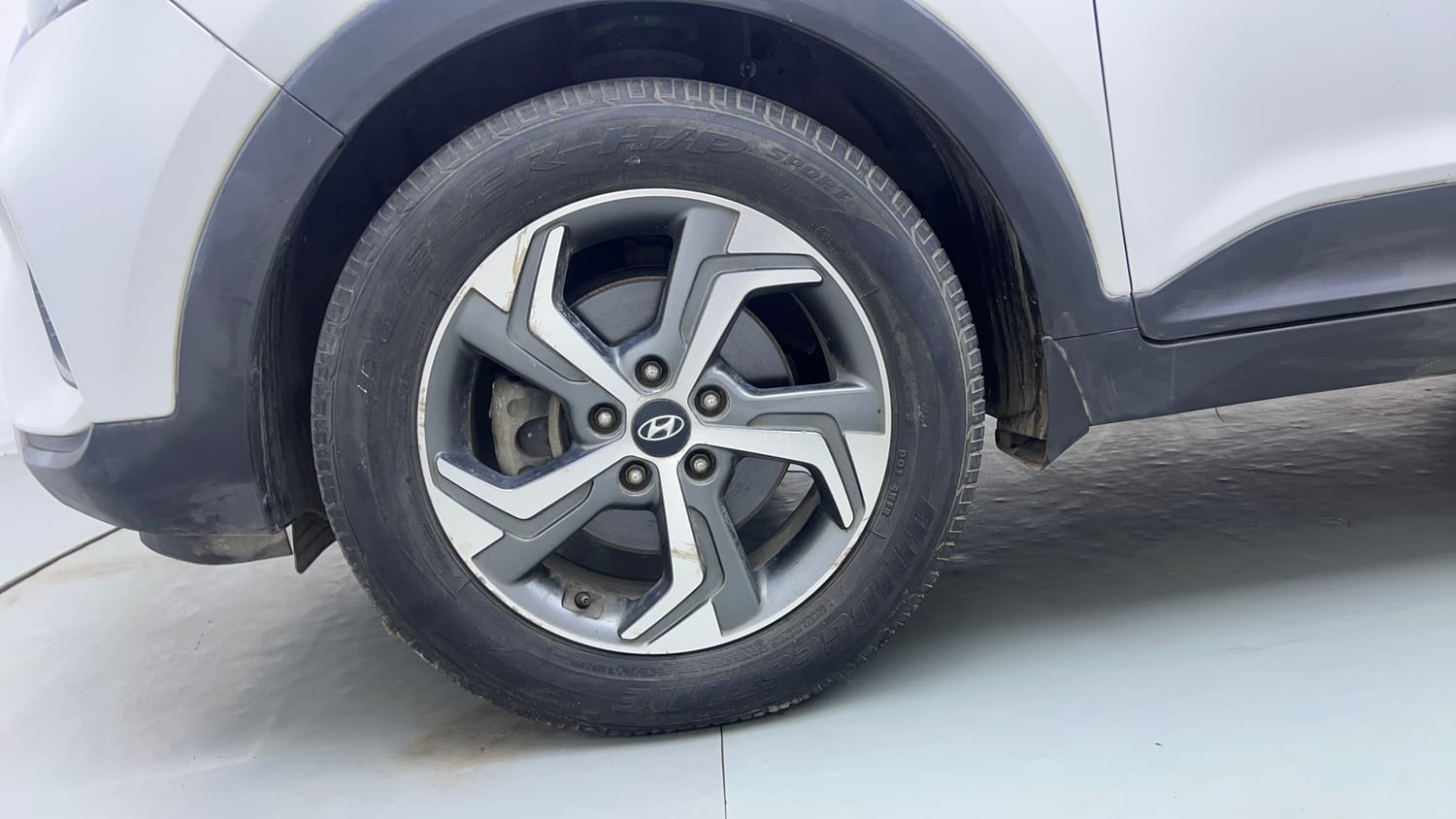 Used 2018 Hyundai Creta SX 1.6 Dual Tone Petrol Petrol Manual tyres LEFT FRONT TYRE RIM VIEW