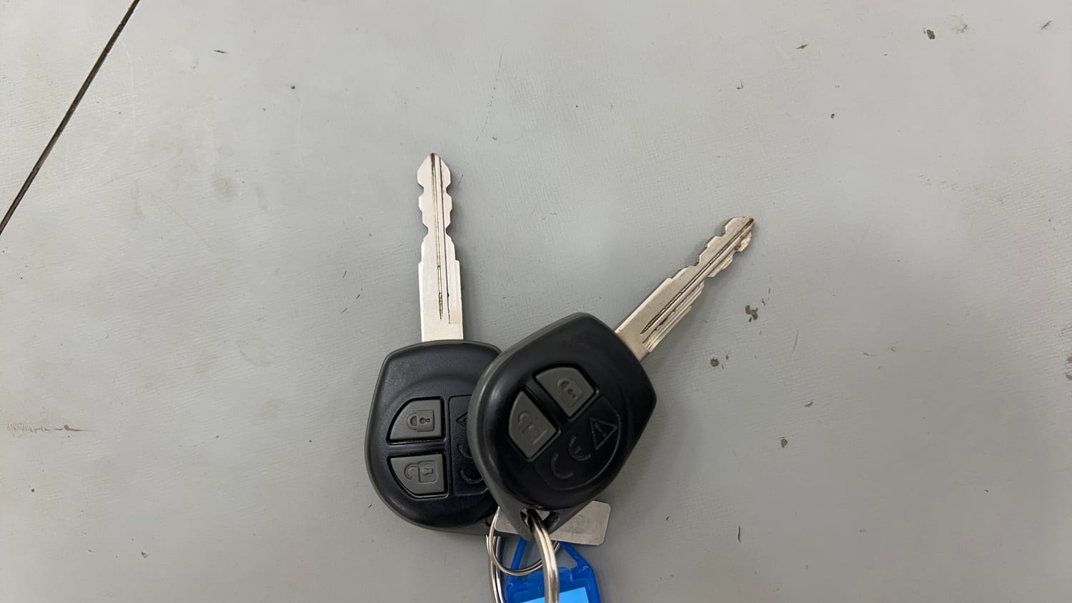 Used 2021 Maruti Suzuki Swift VXi AMT Petrol Automatic extra CAR KEY VIEW