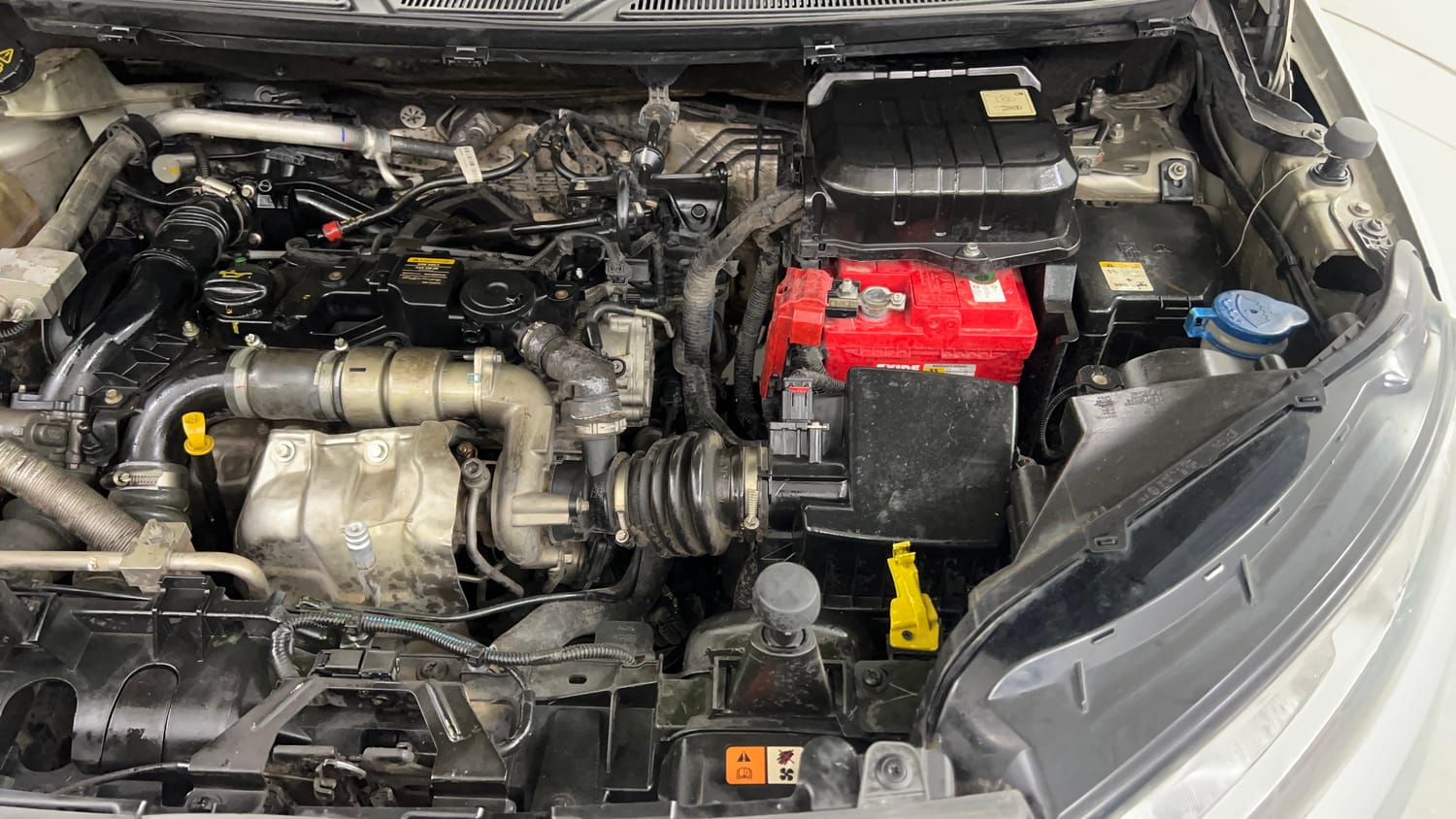 Used 2013 Ford EcoSport Titanium 1.5 TDCi Diesel Manual engine ENGINE LEFT SIDE VIEW