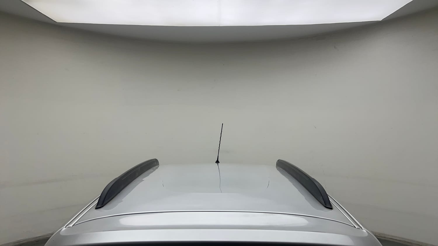 Used 2020 Renault Kwid RXT 1.0 AMT Opt Petrol Automatic exterior EXTERIOR ROOF VIEW