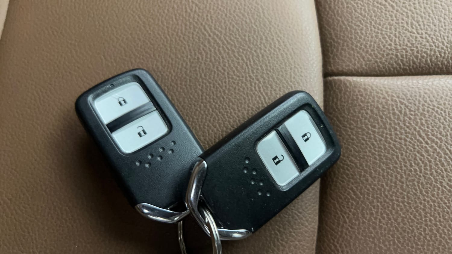 Used 2025 Honda Elevate ZX MT Petrol Manual extra CAR KEY VIEW