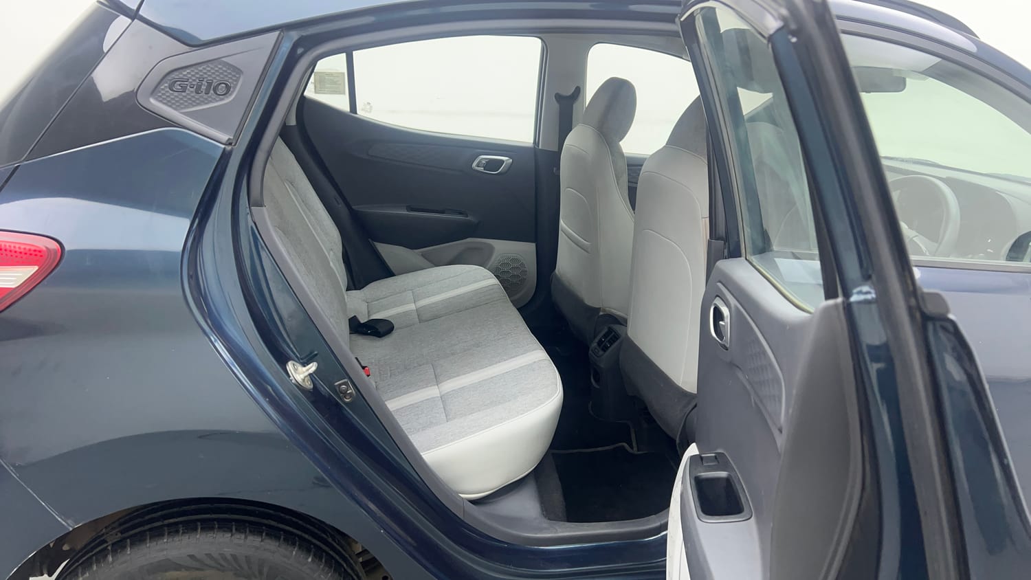 Used 2021 Hyundai Grand i10 Nios Sportz 1.2 Kappa VTVT CNG Cng Manual interior RIGHT SIDE REAR DOOR CABIN VIEW