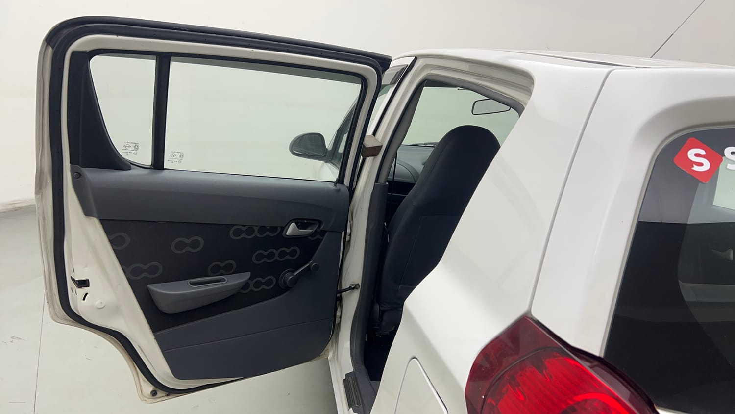 Used 2015 Maruti Suzuki Alto 800 Lxi Petrol Manual interior LEFT REAR DOOR OPEN VIEW