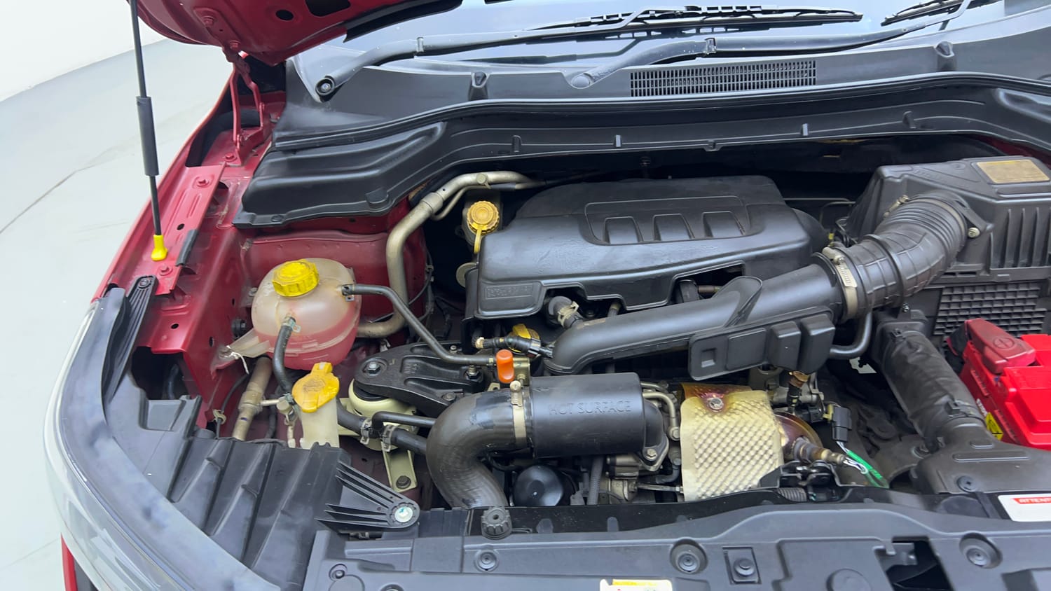 Used 2019 Mahindra XUV 300 1.2 W6 Petrol Manual engine ENGINE RIGHT SIDE VIEW