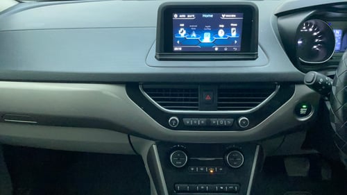 Used 2019 Tata Nexon XZA Plus Diesel Diesel Automatic interior MUSIC SYSTEM & AC CONTROL VIEW