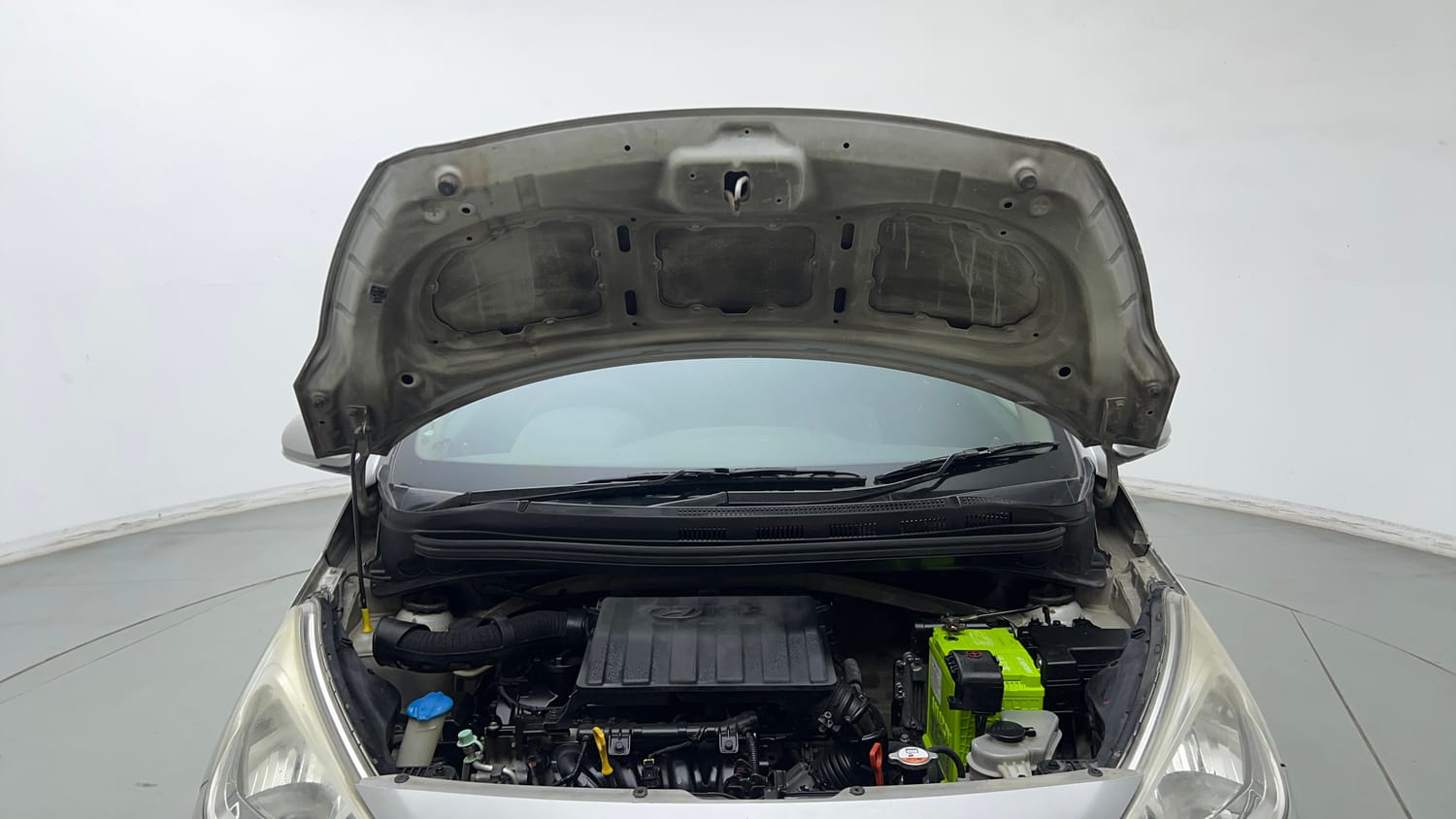 Used 2015 Hyundai Grand i10 Asta AT 1.2 Kappa VTVT Petrol Automatic engine ENGINE & BONNET OPEN FRONT VIEW