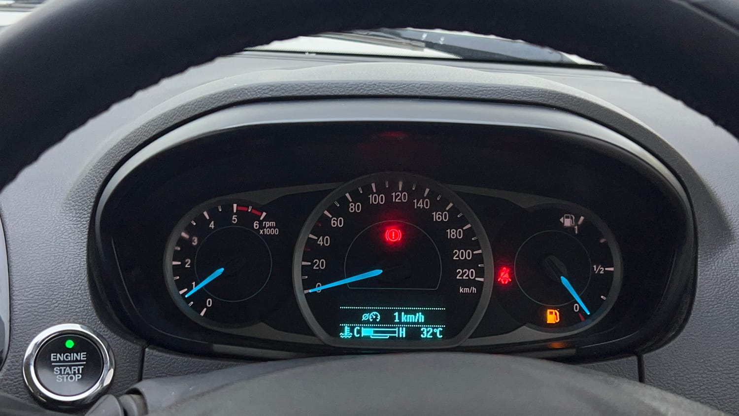 Used 2020 Ford Figo Aspire Titanium1.5 TDCi Diesel Manual interior CLUSTERMETER VIEW