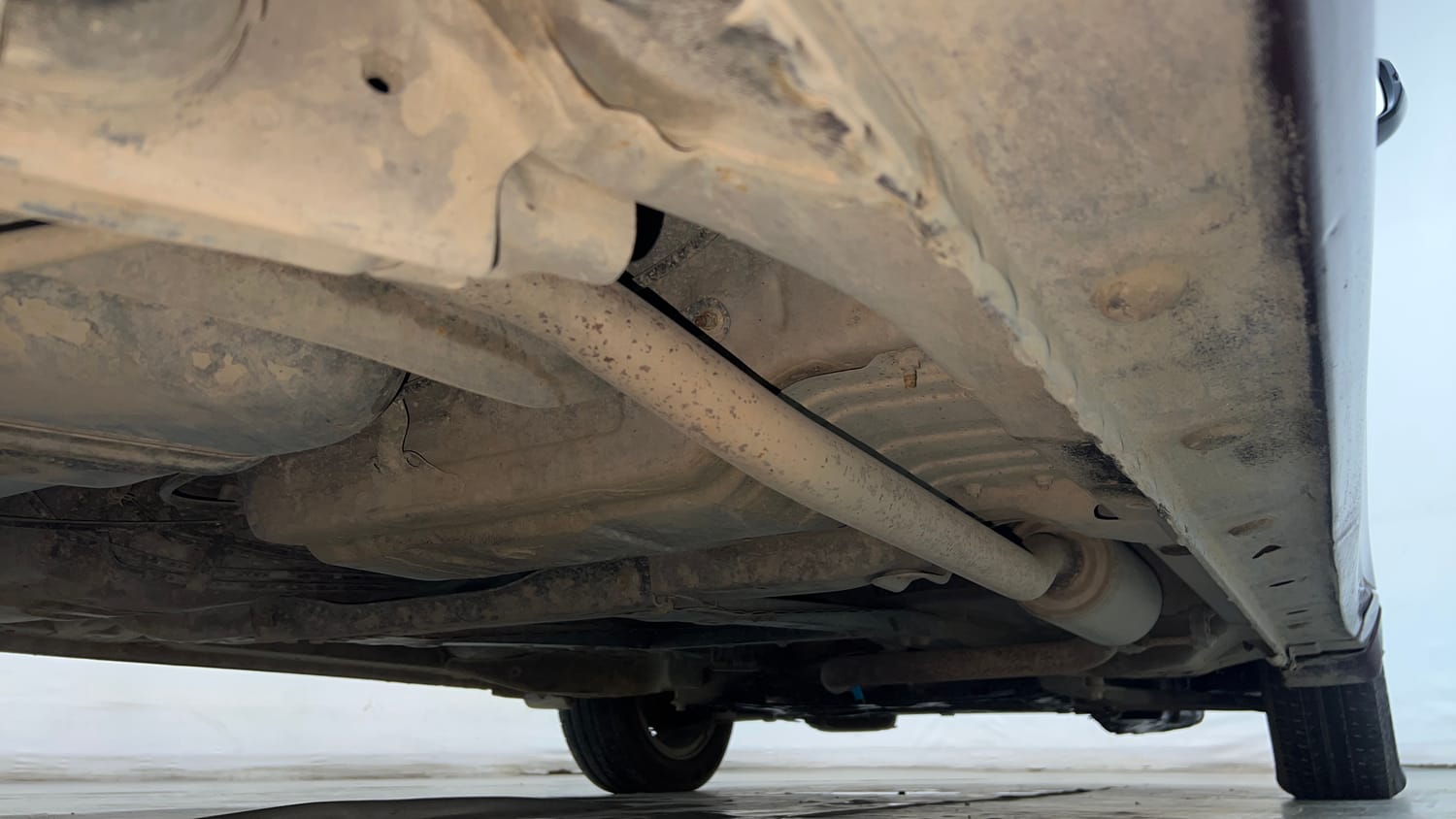 Used 2017 Honda City V Petrol Petrol Manual extra REAR RIGHT UNDERBODY VIEW