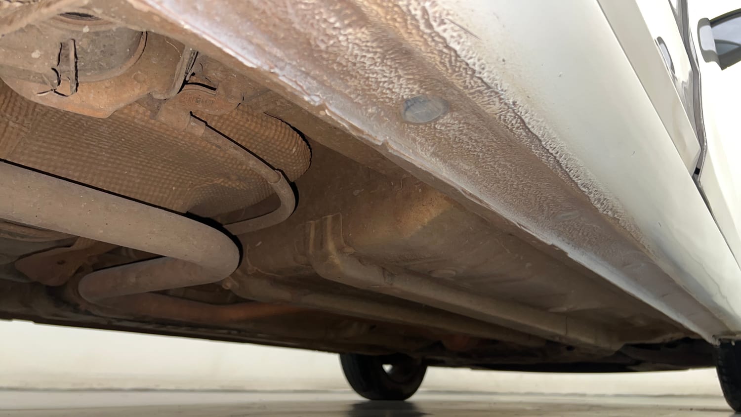 Used 2020 Hyundai Elite i20 Sportz Plus 1.2 Petrol Manual extra REAR RIGHT UNDERBODY VIEW