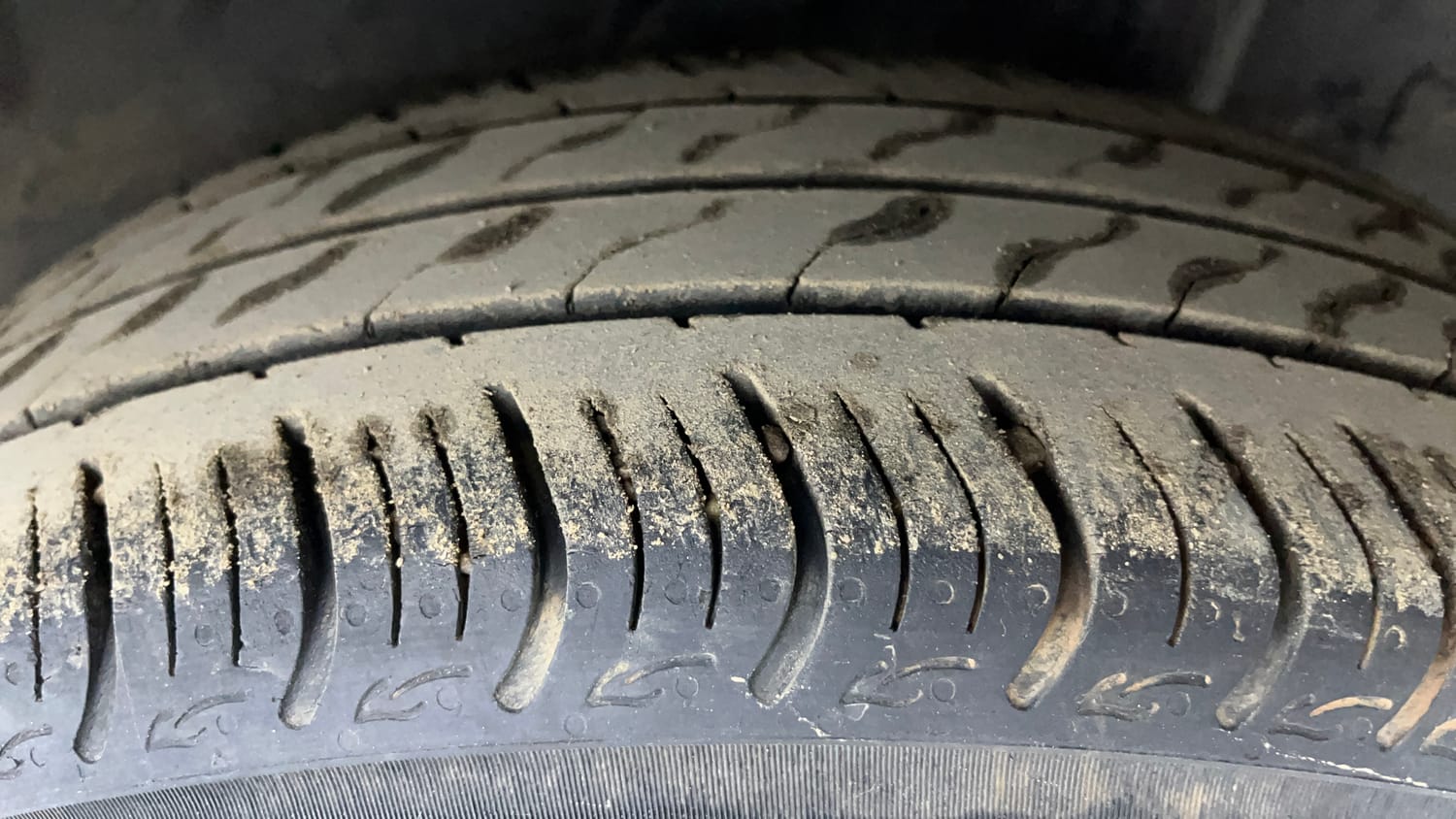 Used 2023 Honda Amaze VX 1.2 Petrol MT Petrol Manual tyres LEFT REAR TYRE TREAD VIEW