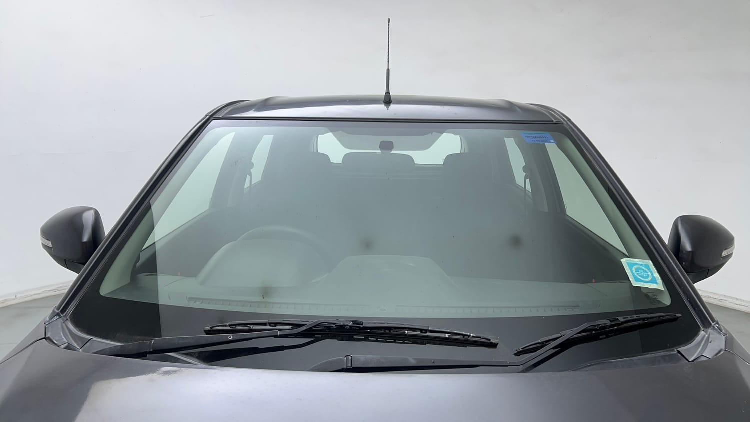 Used 2021 maruti-suzuki Vitara Brezza LXi Petrol Manual exterior FRONT WINDSHIELD VIEW