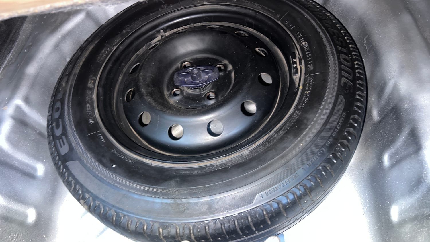 Used 2019 Maruti Suzuki Dzire VXi AMT Petrol Automatic tyres SPARE TYRE VIEW