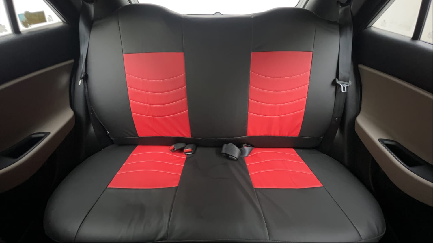 Used 2017 Hyundai Elite i20 Sportz 1.2 Petrol Manual interior REAR SEAT CONDITION VIEW