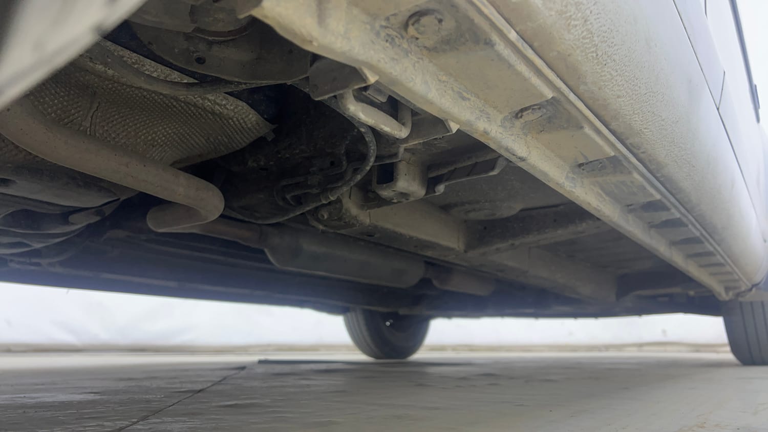 Used 2015 Maruti Suzuki Swift VXi Petrol Manual extra REAR RIGHT UNDERBODY VIEW