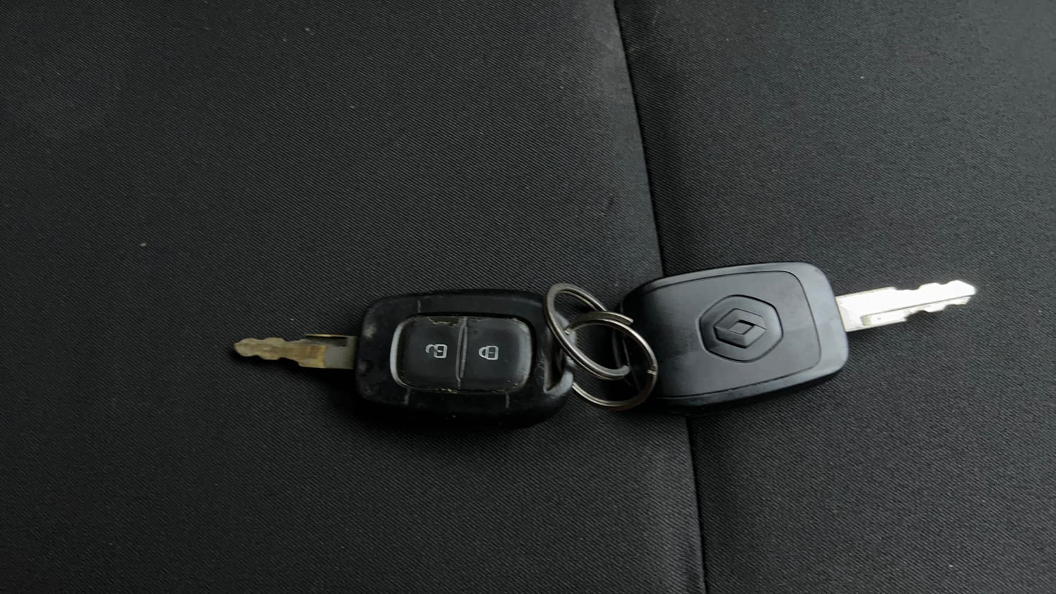 Used 2018 Renault Kwid CLIMBER 1.0 Petrol Manual extra CAR KEY VIEW