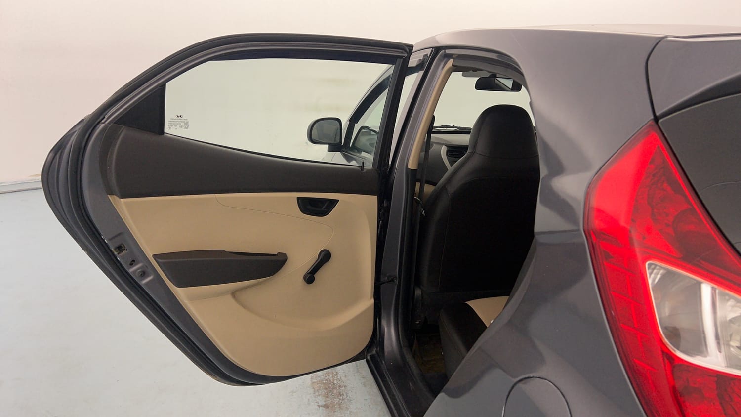 Used 2016 Hyundai Eon Era + Petrol Manual interior LEFT REAR DOOR OPEN VIEW