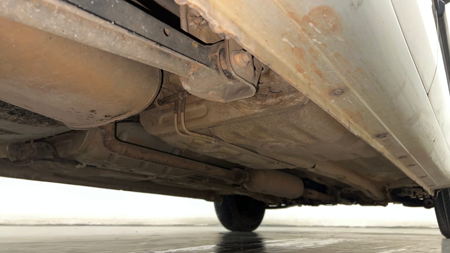 Used 2012 Maruti Suzuki Estilo VXi BS-IV Petrol Manual extra REAR RIGHT UNDERBODY VIEW