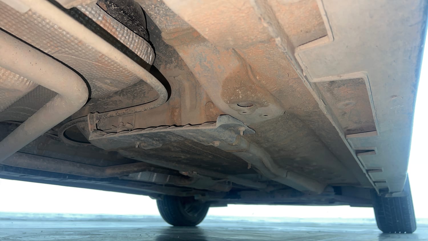 Used 2021 Hyundai i20 Sportz 1.2 MT Petrol Manual extra REAR RIGHT UNDERBODY VIEW