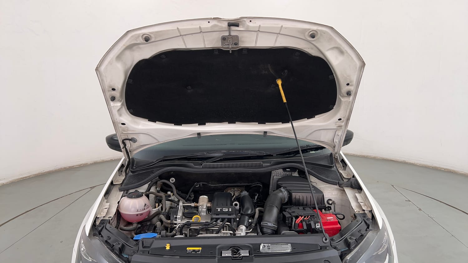 Used 2019 volkswagen Polo GT TSI Petrol Automatic engine ENGINE & BONNET OPEN FRONT VIEW