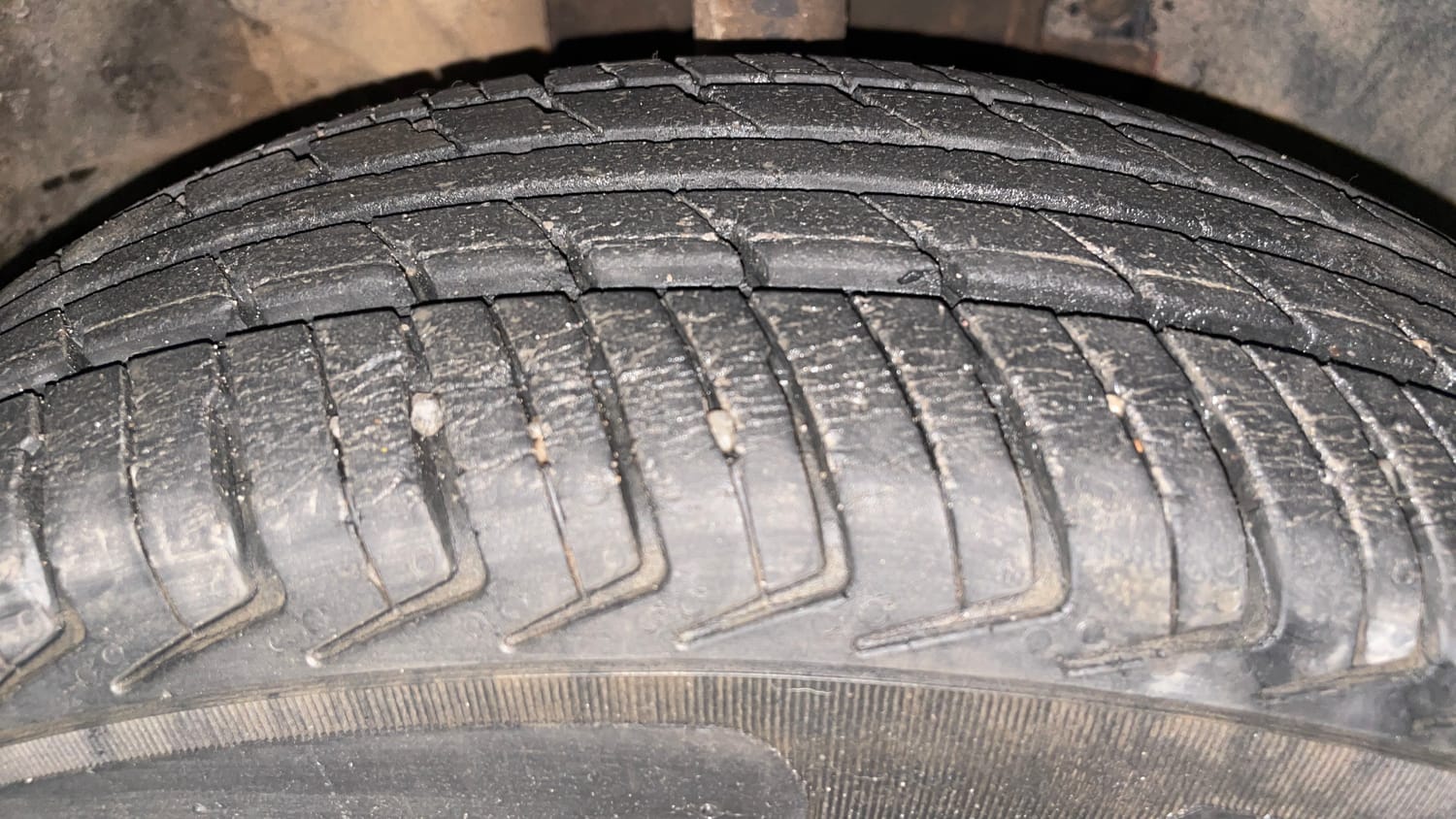 Used 2016 Renault Kwid 1.0 RXT Petrol Manual tyres RIGHT FRONT TYRE TREAD VIEW