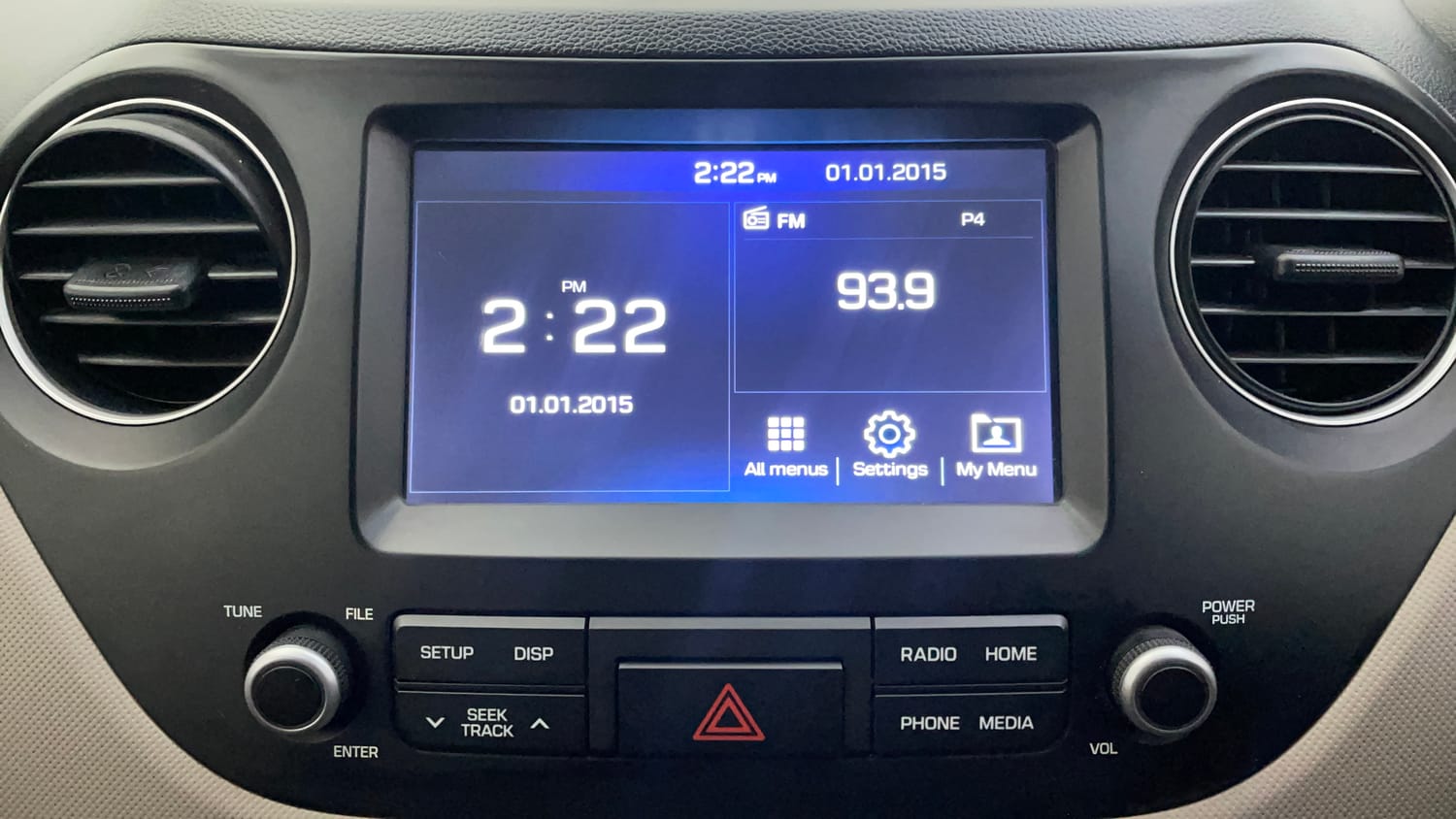 Used 2019 Hyundai Grand i10 Sportz 1.2 Kappa VTVT Petrol Manual top_features Integrated (in-dash) music system