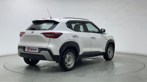Used 2023 Nissan Magnite XE Petrol Manual exterior RIGHT REAR CORNER VIEW