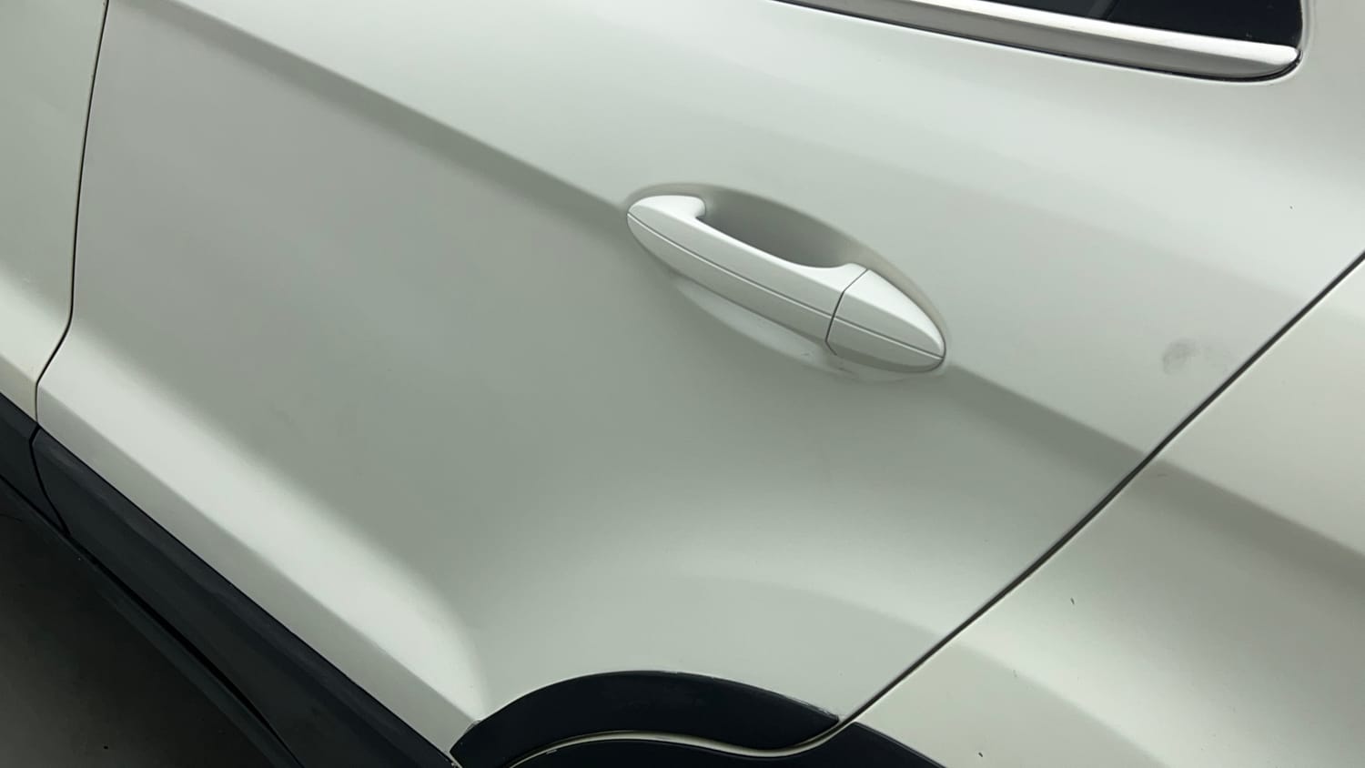 Used 2021 Ford EcoSport Titanium Plus 1.5L Ti-VCT AT Petrol Automatic dents MINOR DENT