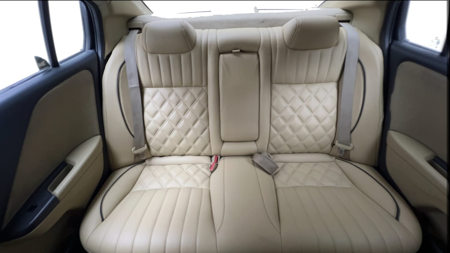 Used 2015 Honda City SV Petrol Manual interior REAR SEAT CONDITION VIEW