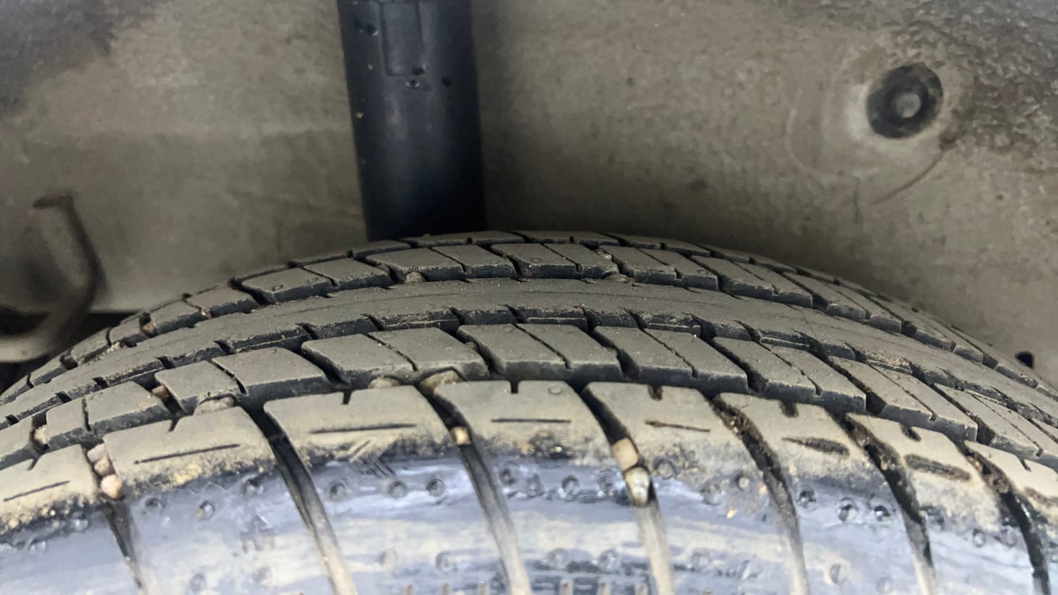 Used 2016 Maruti Suzuki Celerio VXi AMT Petrol Automatic tyres RIGHT REAR TYRE TREAD VIEW