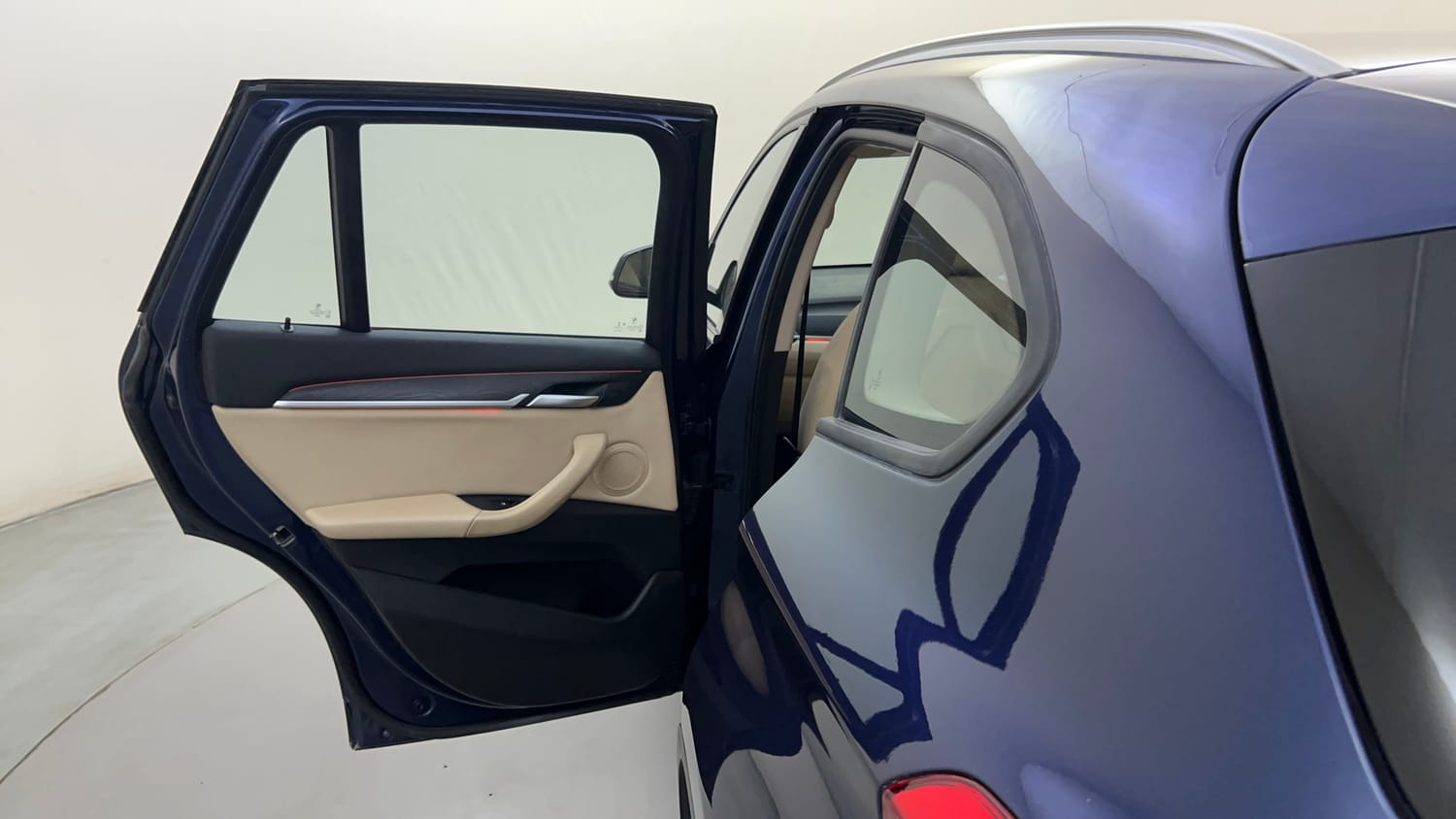 Used 2018 BMW X1 sDrive20d xLine Diesel Automatic interior LEFT REAR DOOR OPEN VIEW