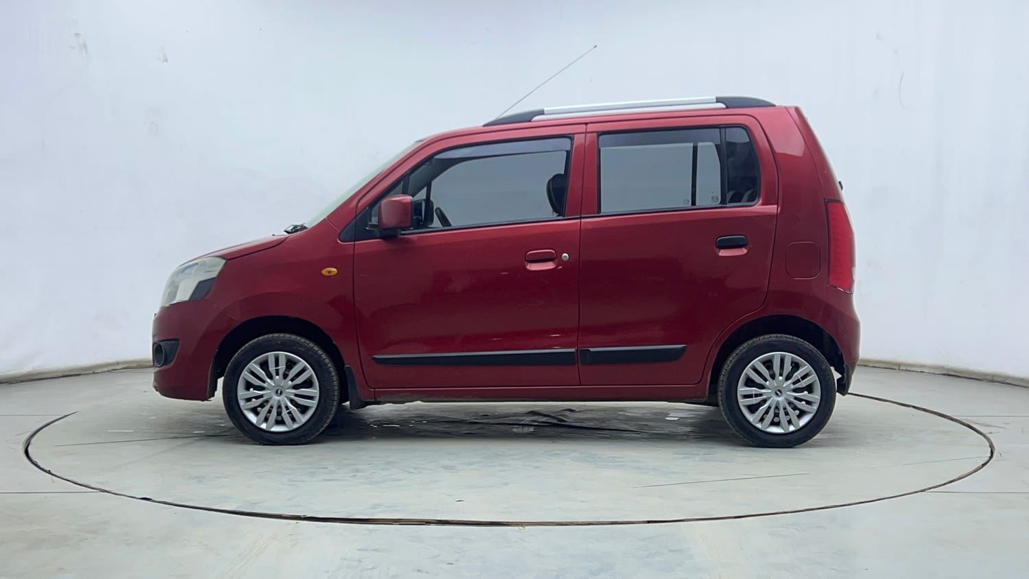 Used 2017 Maruti Suzuki Wagon R 1.0 VXI AMT Petrol Automatic exterior LEFT SIDE VIEW
