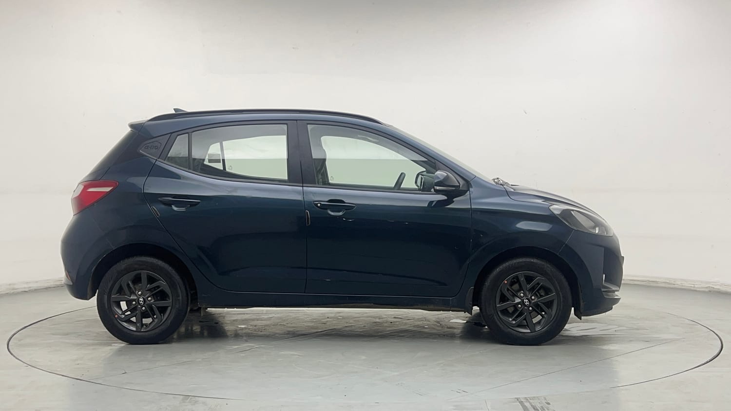 Used 2021 Hyundai Grand i10 Nios Sportz 1.2 Kappa VTVT CNG Cng Manual exterior RIGHT SIDE VIEW