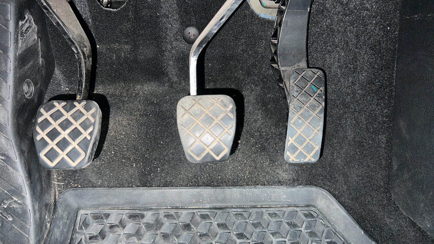 Used 2024 Skoda Kushaq Ambition 1.0L TSI MT Petrol Manual interior PEDALS VIEW