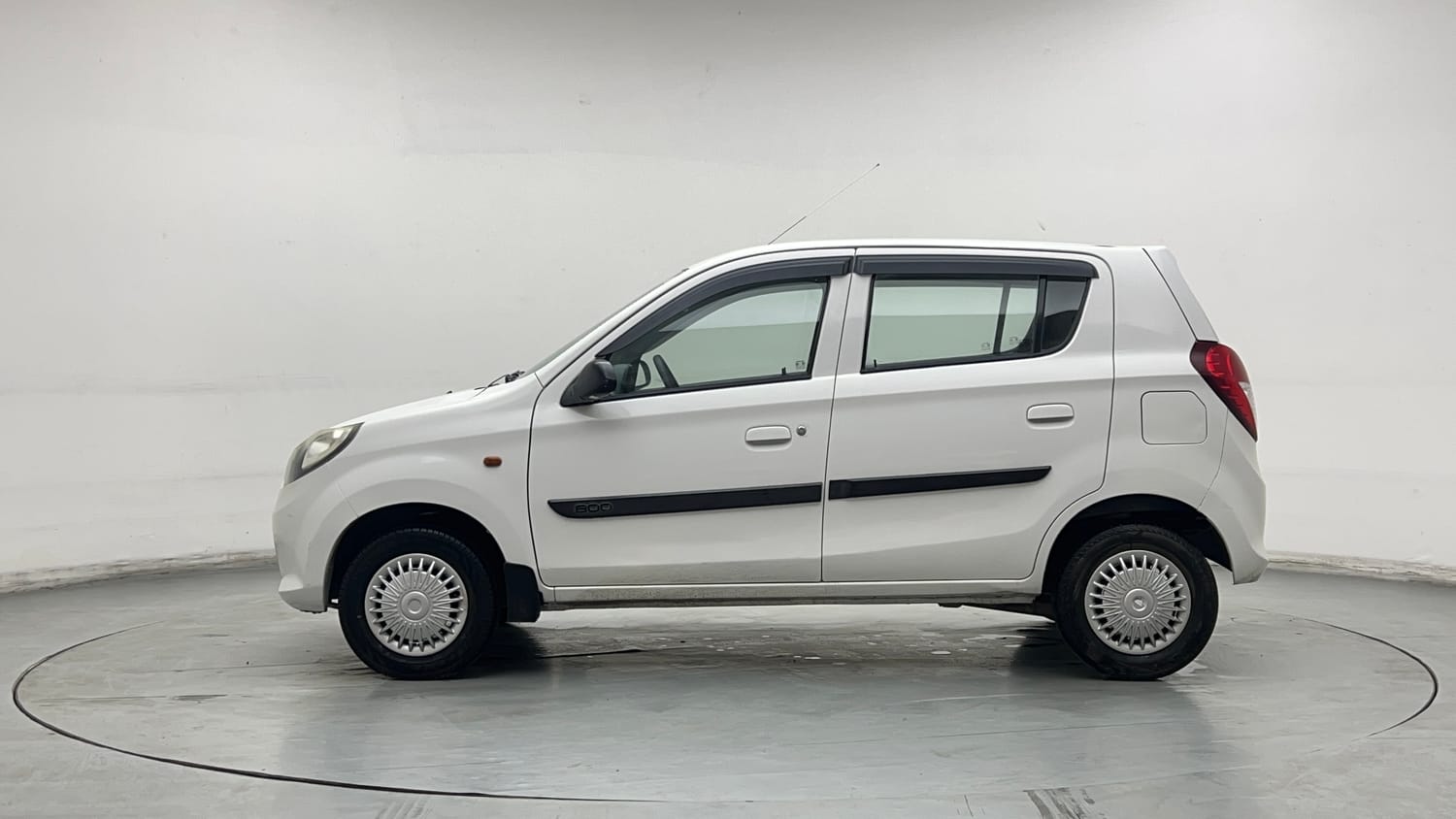 Used 2015 Maruti Suzuki Alto 800 Lxi Petrol Manual exterior LEFT SIDE VIEW